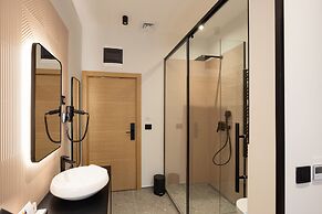 Hop Inn Rooms & Suites Belgrade