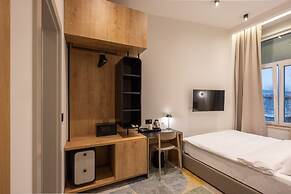 Hop Inn Rooms & Suites Belgrade