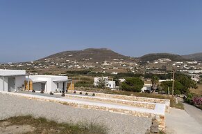 Cycladic Sunlight 2bedroom House