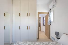 Cycladic Sunlight 2bedroom House