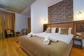 Sir Fundeni Hotel