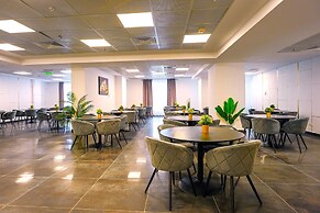 Sir Fundeni Hotel