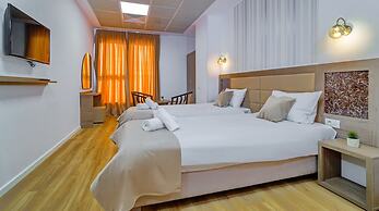 Sir Fundeni Hotel