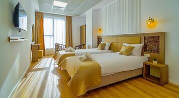 Sir Fundeni Hotel