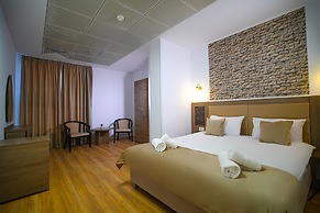 Sir Fundeni Hotel