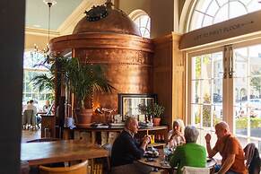 The Duchess of Cornwall Inn