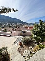 Antonios House Ithaka