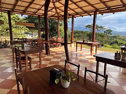 Tarcoles Birding Lodge