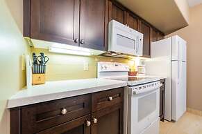 Horseshoe Valley Suites - The Azure