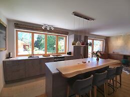 Premium Chalet in Tauplitz With Sauna and Pool
