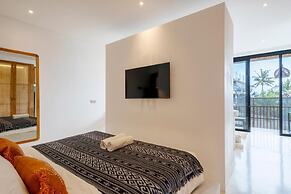 Sore Suites at Pererenan by Betterplace