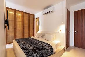 Sore Suites at Pererenan by Betterplace