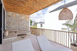 Sore Suites at Pererenan by Betterplace