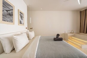 Sore Suites at Pererenan by Betterplace
