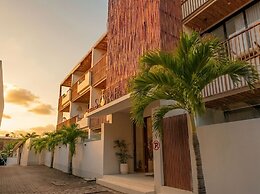 Sore Suites at Pererenan by Betterplace