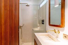 Sore Suites at Pererenan by Betterplace