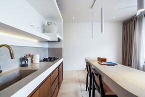 Sore Suites at Pererenan by Betterplace