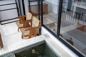 Sore Suites at Pererenan by Betterplace