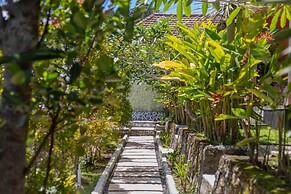La Village Hill View