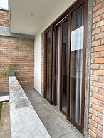 Ami Mirissa