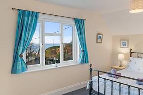 Four Oaks - Sea and Harbour Views