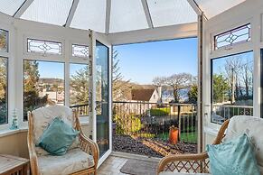 Four Oaks - Sea and Harbour Views