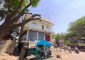 Hotel Basera