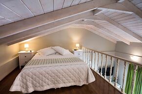 NV Seafront Studios AV Properties