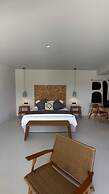 Cavalier Suites Nikiana Lefkada AV Properties