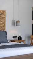 Cavalier Suites Nikiana Lefkada AV Properties