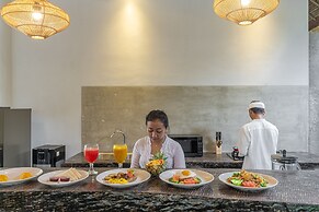 Brand New luxury 3BR Villa Ethnic Ubud 2