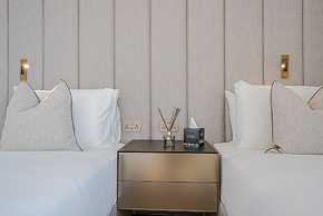 Modern 2BR HighFloor Haven - Vida Marina