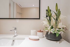 Modern 2BR HighFloor Haven - Vida Marina
