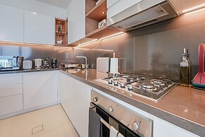 Modern 2BR HighFloor Haven - Vida Marina