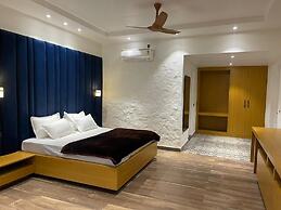 Mangalam Inn By AAA Grand