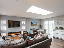 Bryn Llwyd Cottage