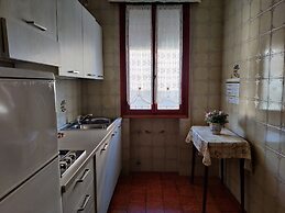 Spacious Apartment Close to the Beach