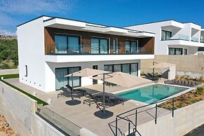 Luxury Villa del Sol