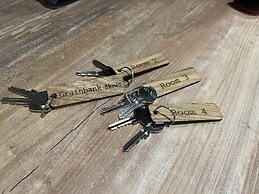 Grainbank Mews