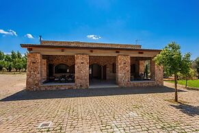 Villa Salentina With Garden And Pool