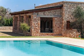 Villa Salentina With Garden And Pool