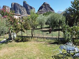 Kastraki House with a view