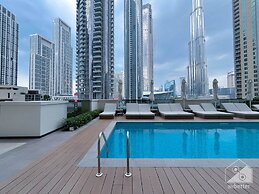 Luxurious 1B With Breathtaking Views Downtown