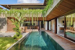 Villa Uni Canggu by Nagisa Bali