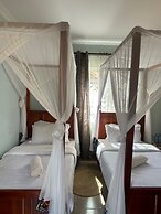 Patamu Restaurant & Lodge