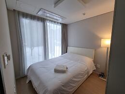 Somsom House