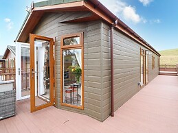 10 Poppy Lodge