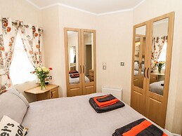10 Poppy Lodge