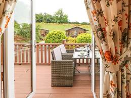 10 Poppy Lodge