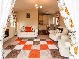 10 Poppy Lodge